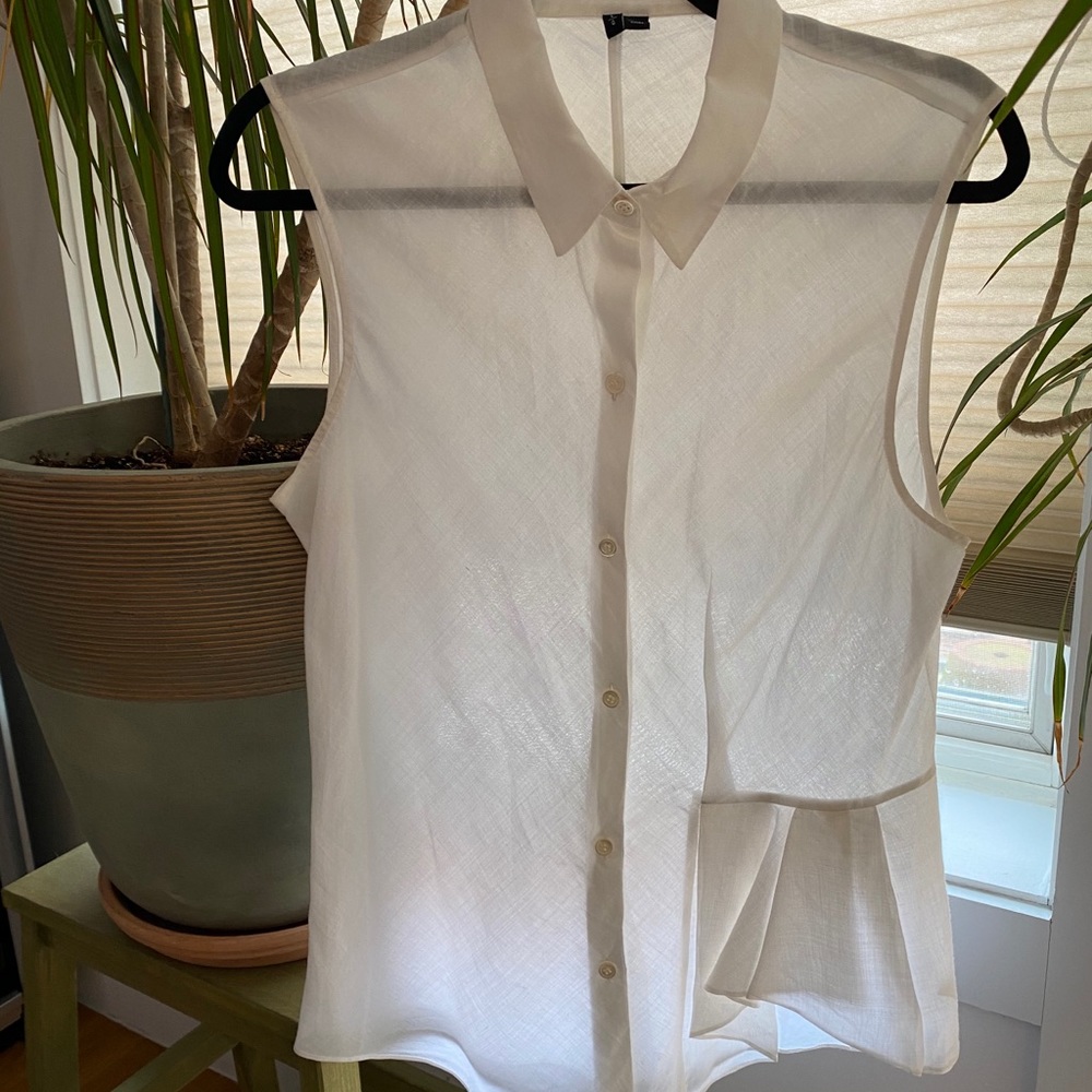 Theory sleeveless blouse (white) - size L